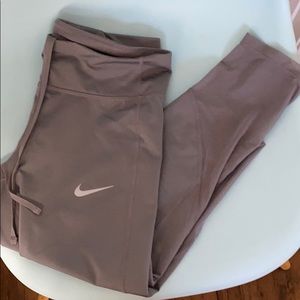 Nike Capri leggings
